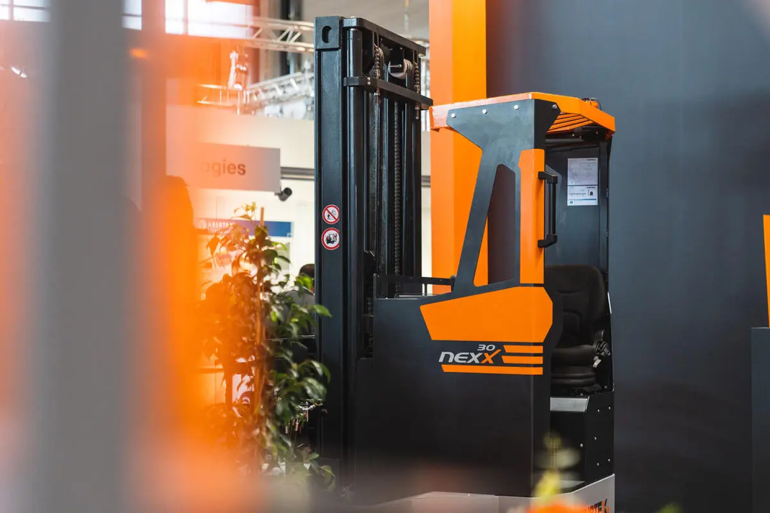 Logimat 2024 In Stuttgart Hubtex